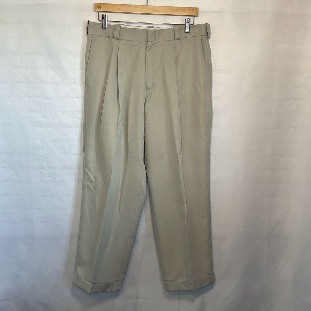 Tiger Woods Dri Fit Performance Khaki Golf Pants‎ size 34x30 Pleated Front